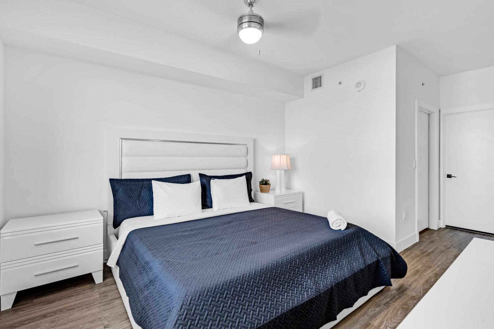 הילאה גרדנס Amazing 2 Bedroom Unit In Doral Miami With Free Parking מראה חיצוני תמונה